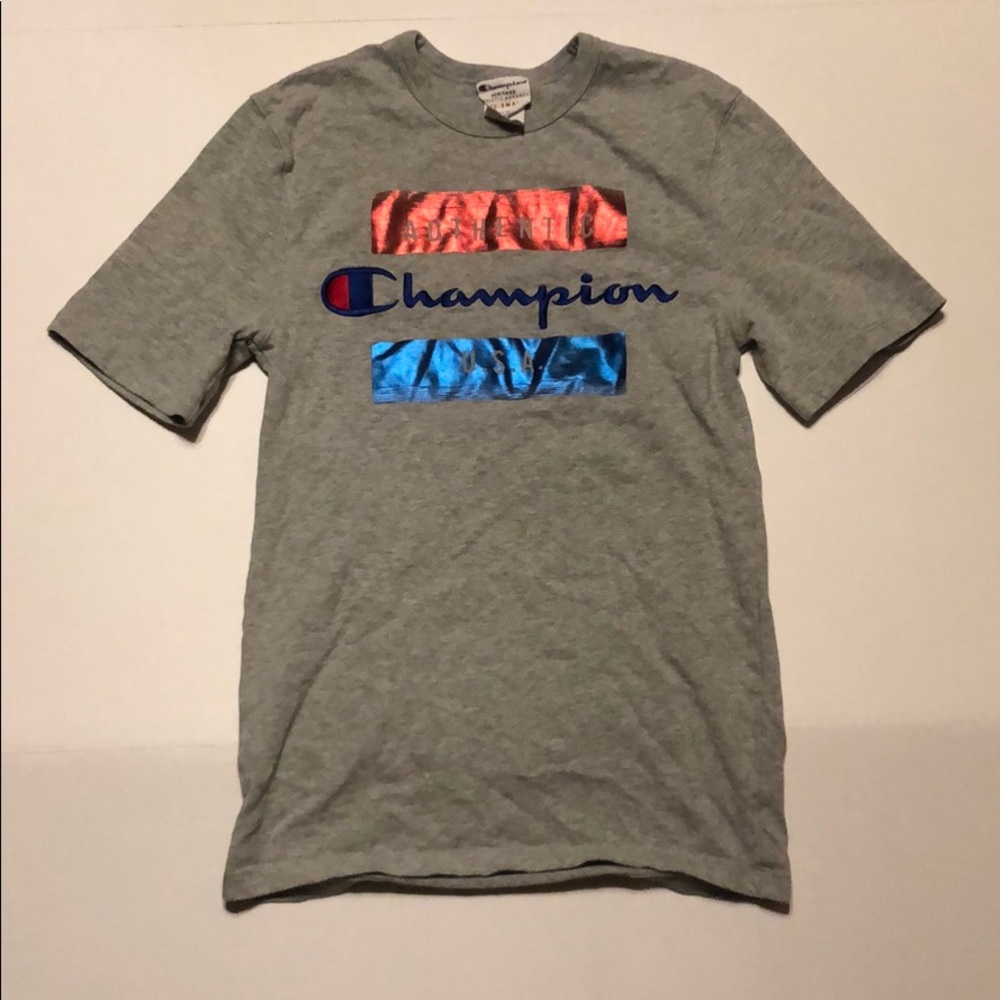 Champion Tee shirt 100% cotton size small 💚